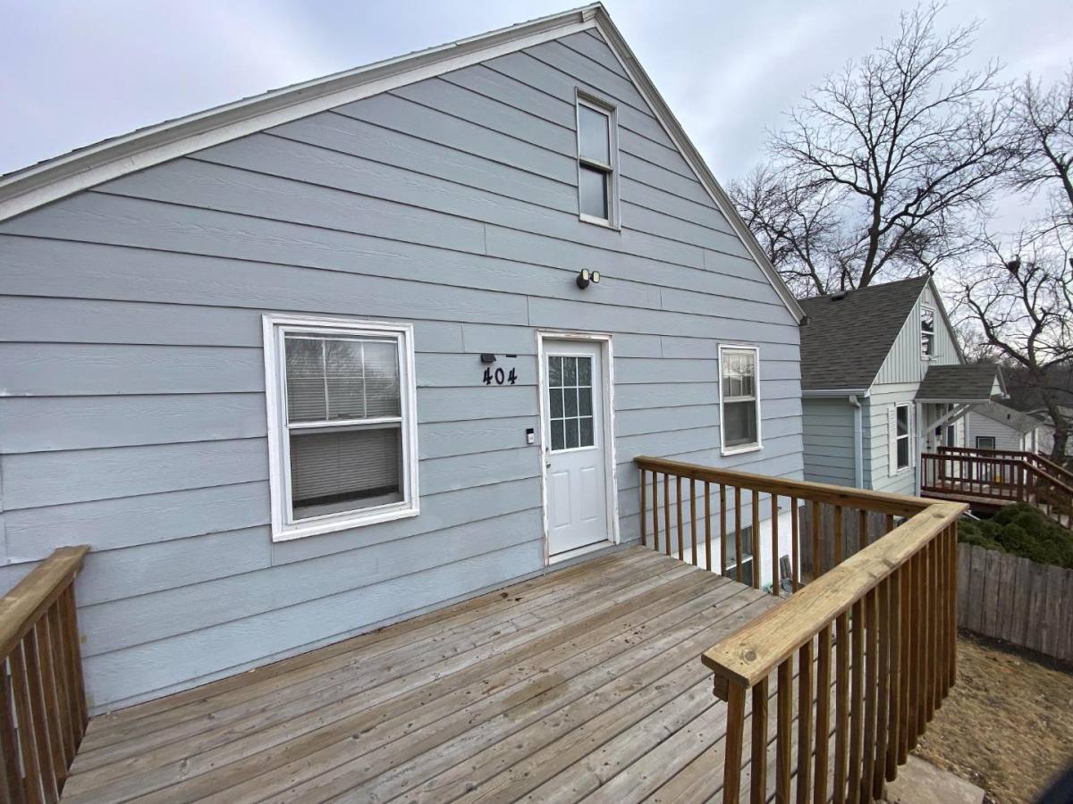 Apartment for rent at 404 S Wayland Ave, Sioux Falls, SD 57103