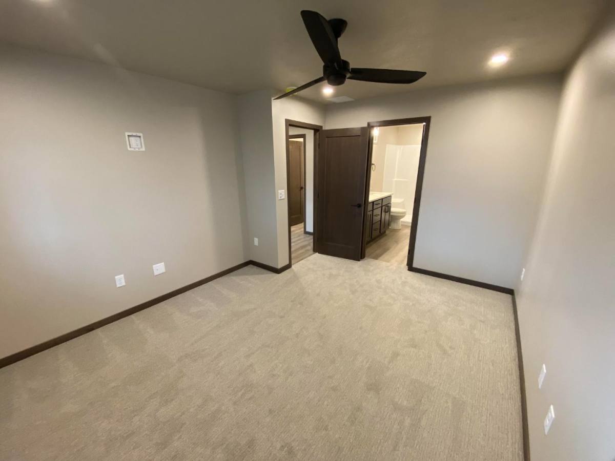 Apartment for rent at 218 S Elmwood Ave, Sioux Falls, SD 57104