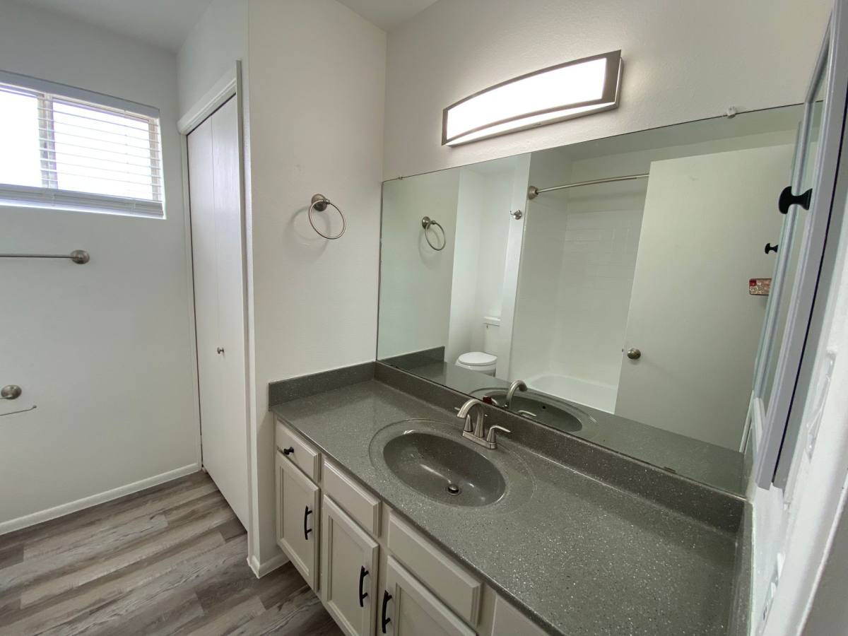 Townhouse for rent at 6243 & 6249 E Greenway Circle, Mesa, AZ 85205