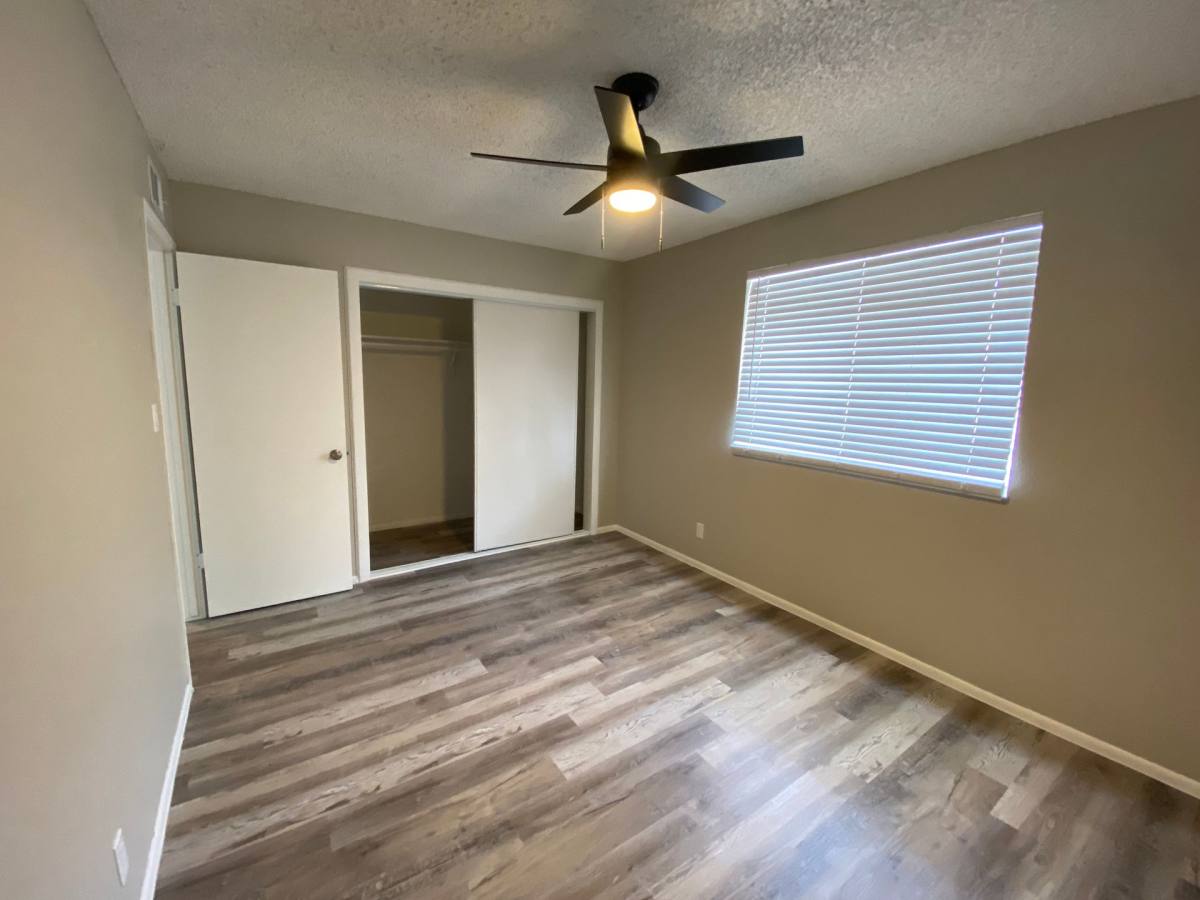 Townhouse for rent at 6243 & 6249 E Greenway Circle, Mesa, AZ 85205