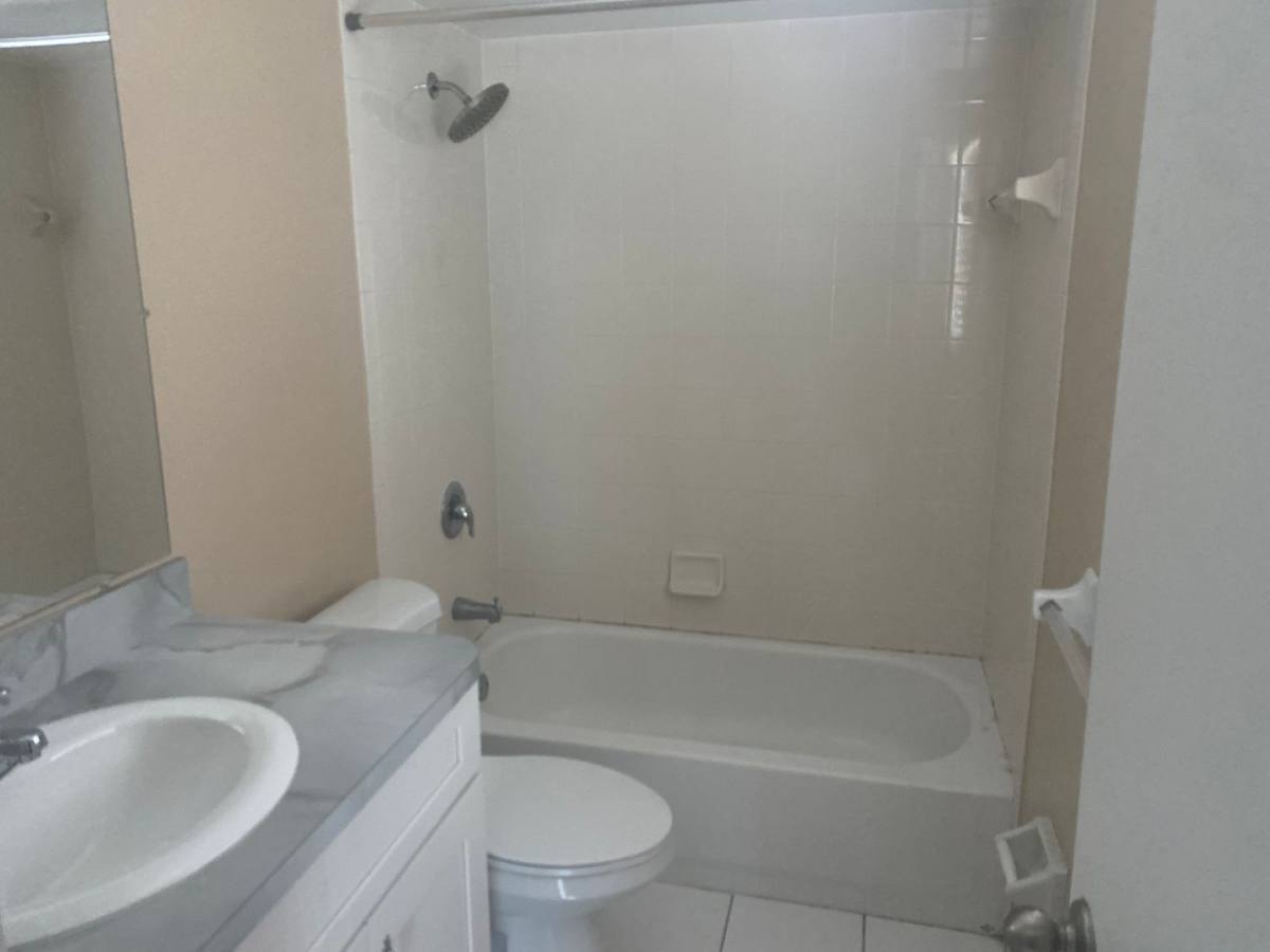 House for rent at 98 Pinata Court, Kissimmee, FL 34743