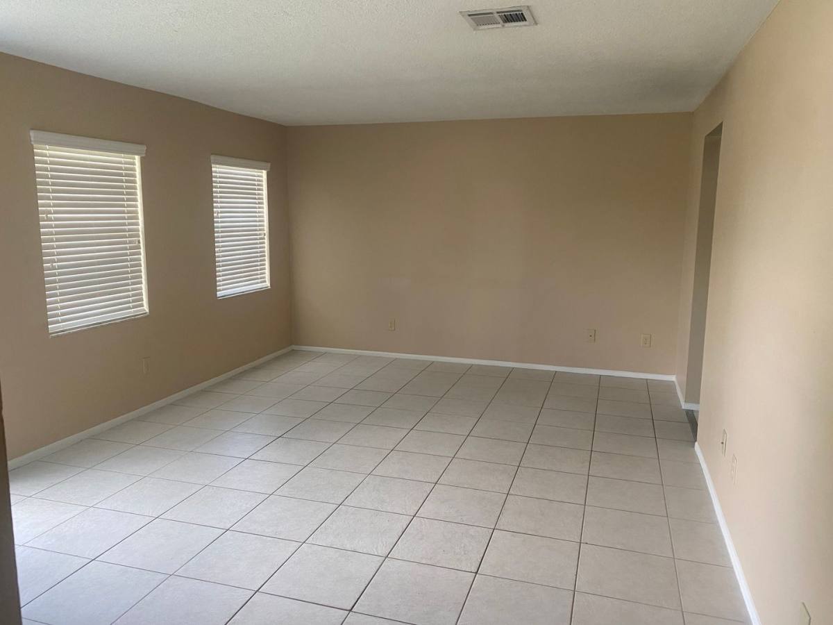 House for rent at 98 Pinata Court, Kissimmee, FL 34743