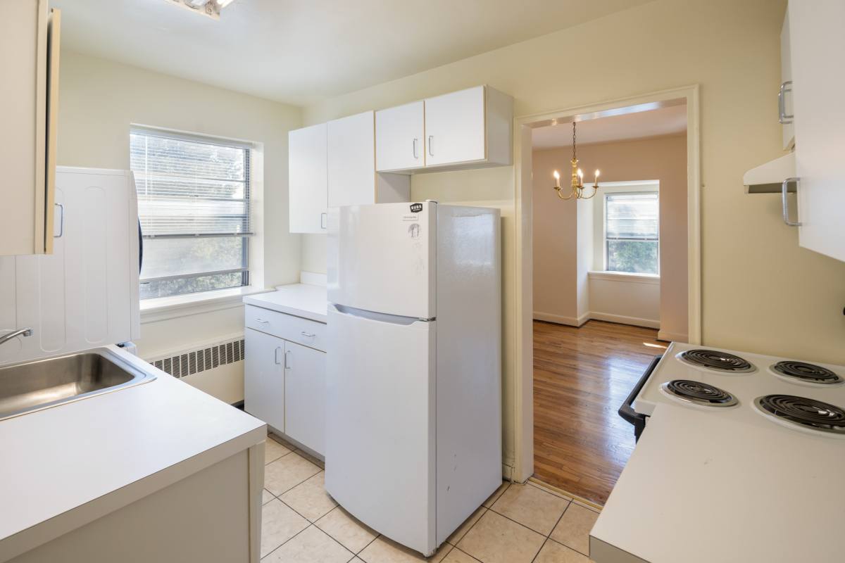 Apartment for rent at 625 E Lancaster Ave, Wynnewood, PA 19096