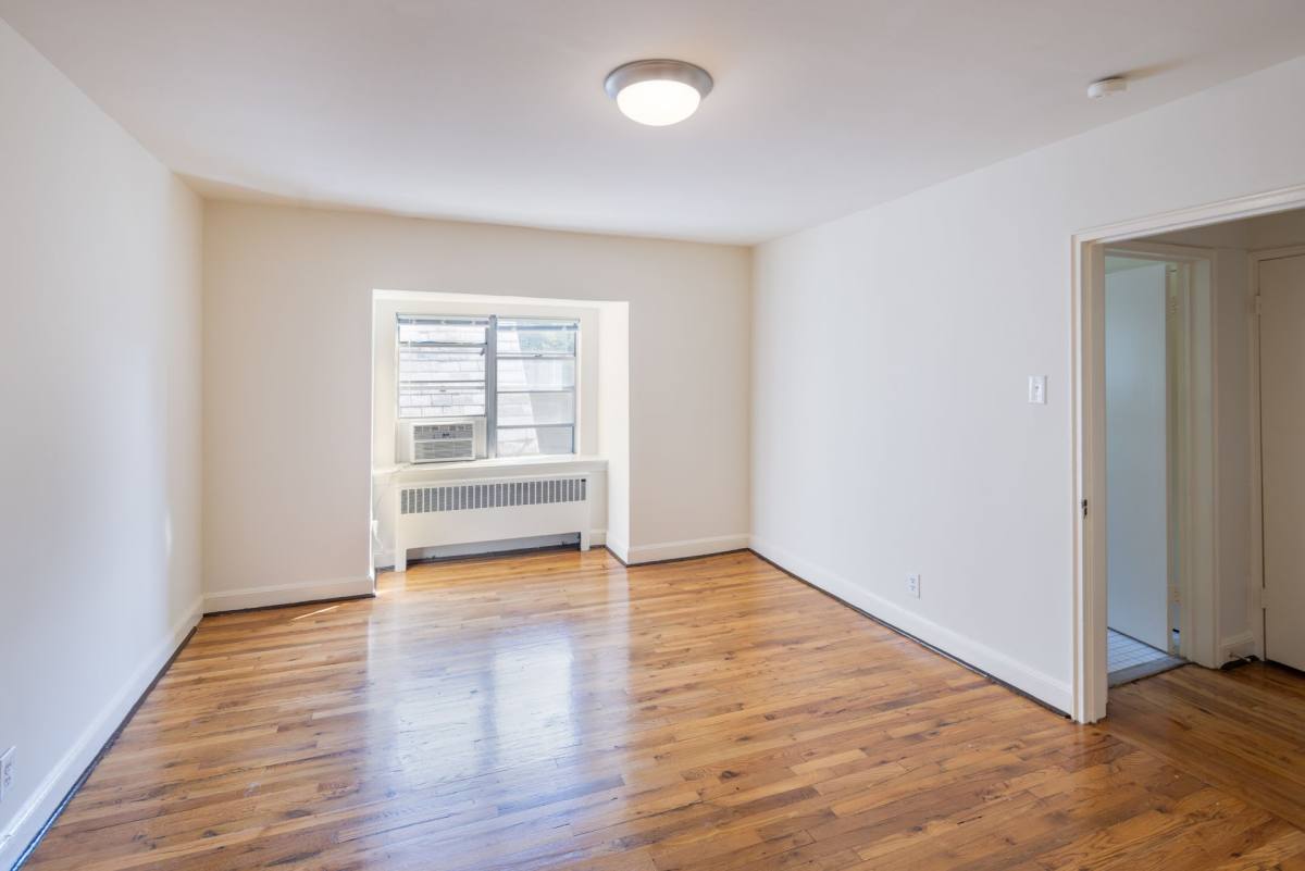 Apartment for rent at 625 E Lancaster Ave, Wynnewood, PA 19096