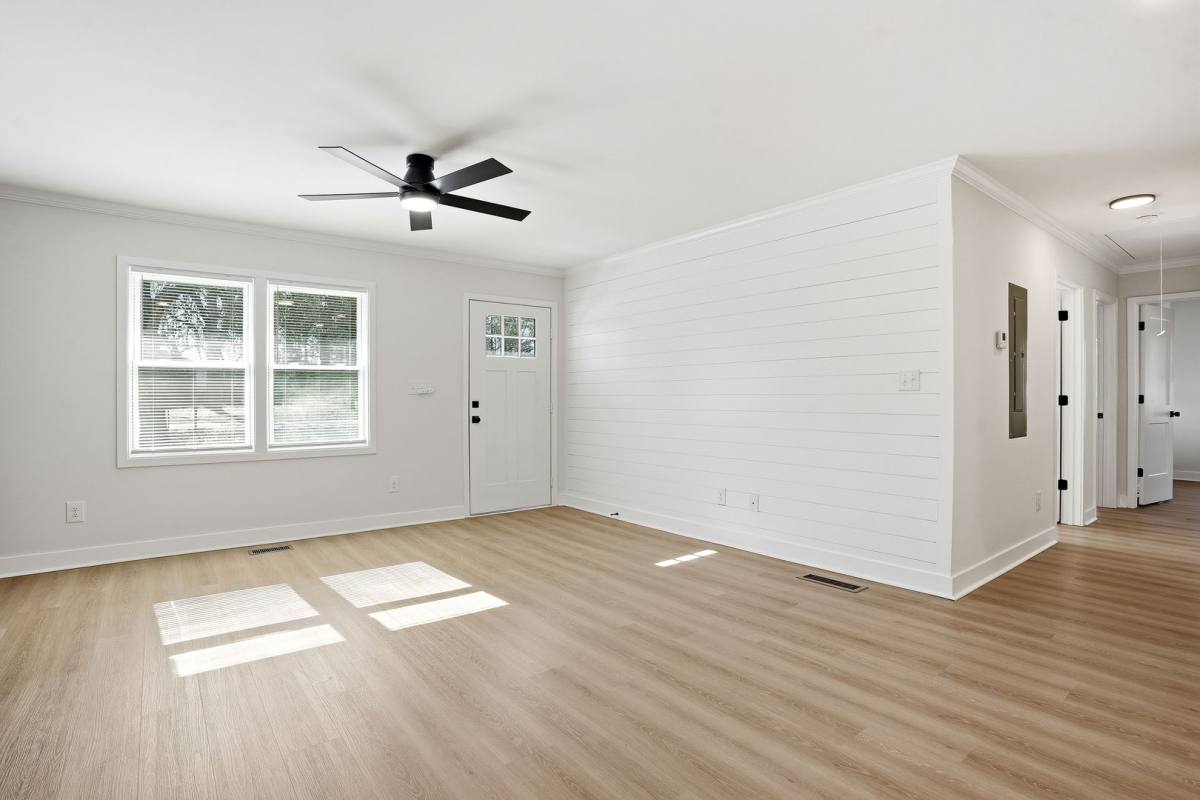 House for rent at 127 Perry St, Loganville, GA 30052