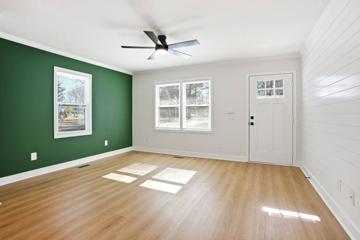 House for rent at 127 Perry St, Loganville, GA 30052
