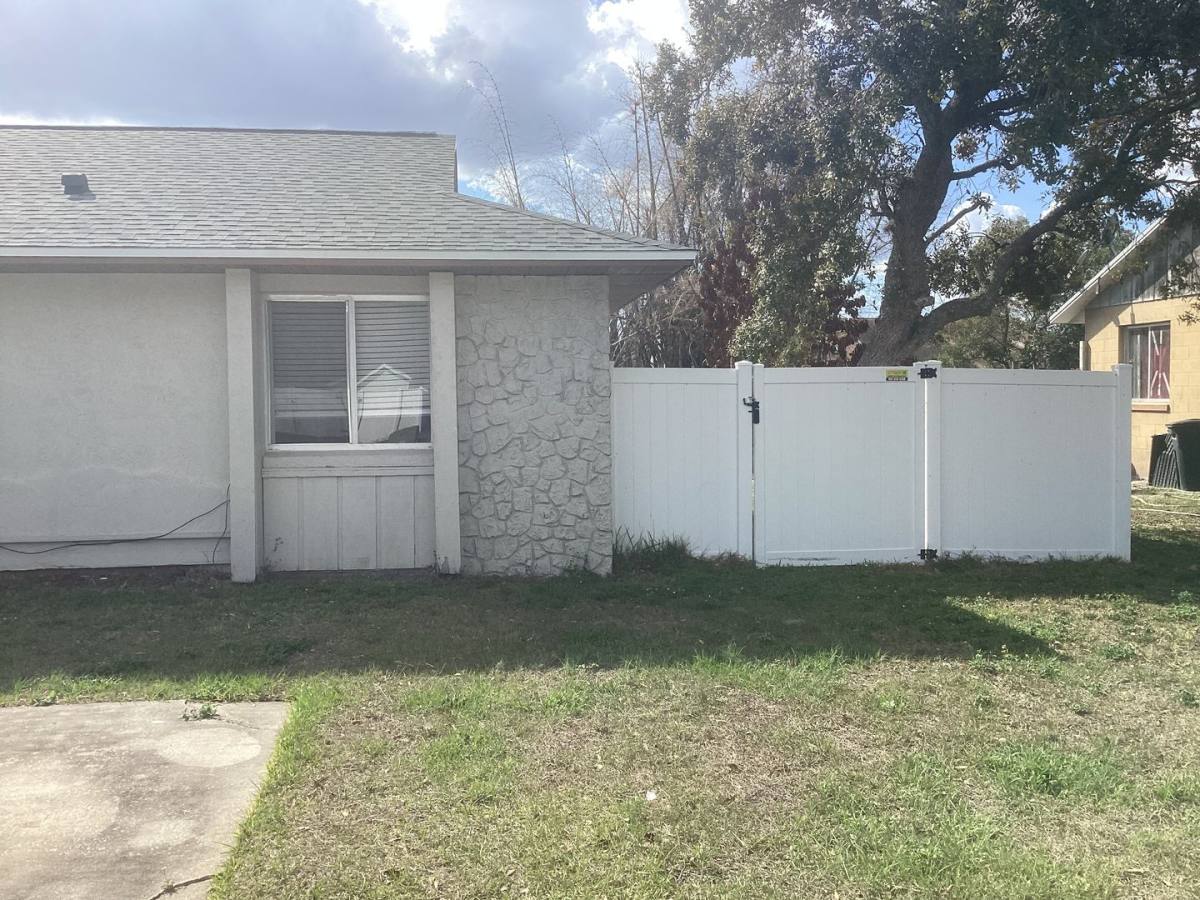 House for rent at 2734 Coral Reef Dr, Orlando, FL 32826