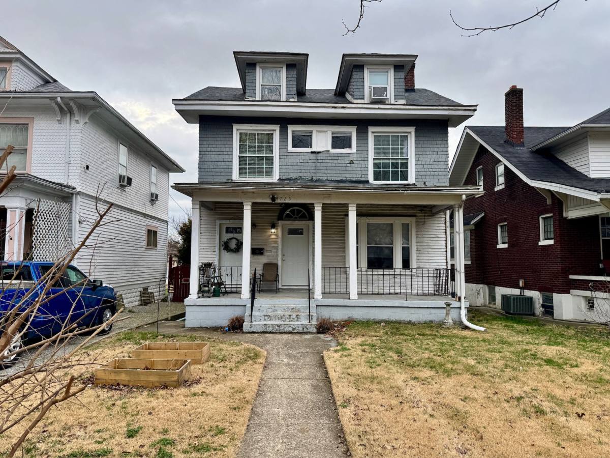 Apartment for rent at 4725 Southern Parkway, Louisville, KY 40214