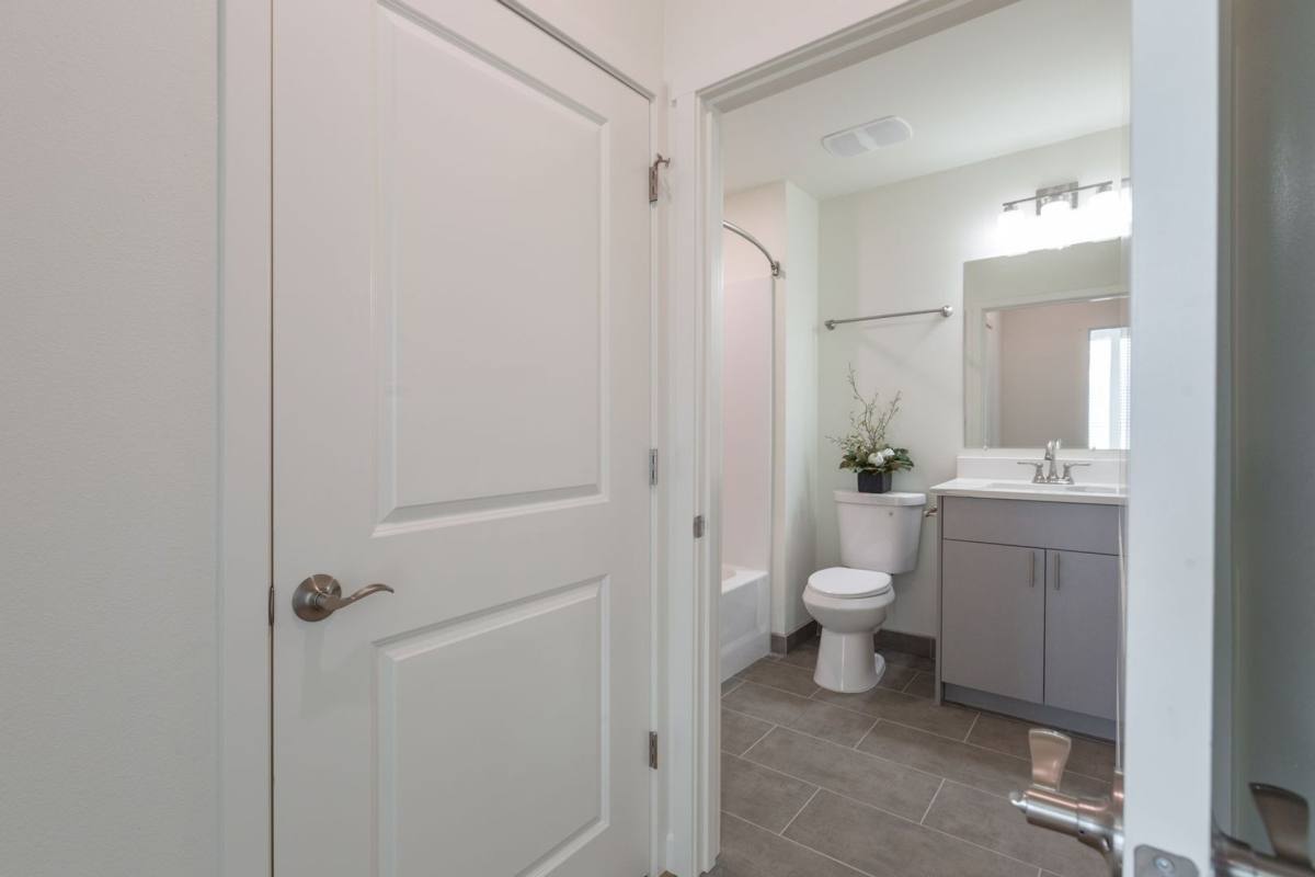 Apartment for rent at 8005 NE 13th Ave, Vancouver, WA 98665