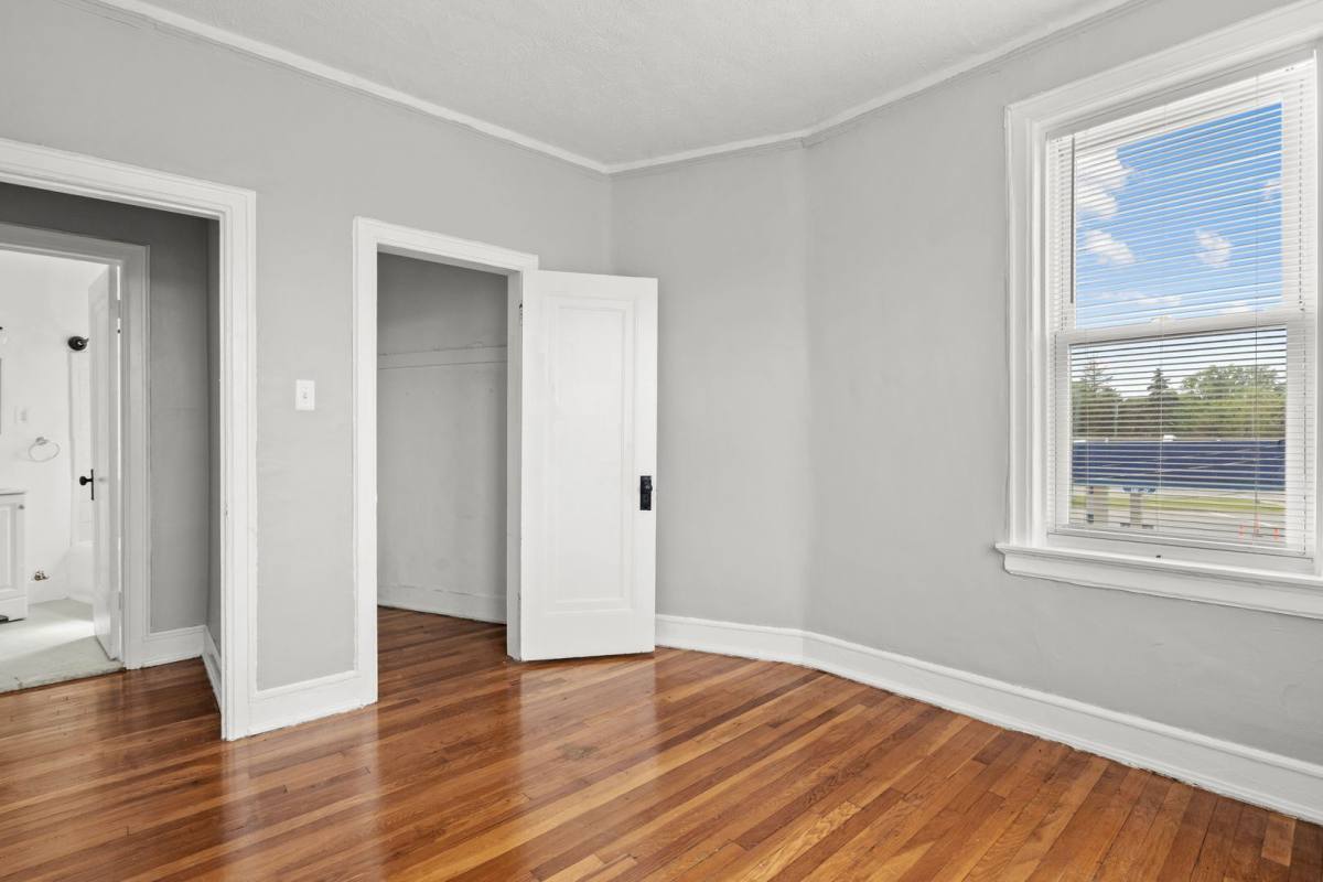 Apartment for rent at 1291 W State Fair, Highland Park, MI 48203