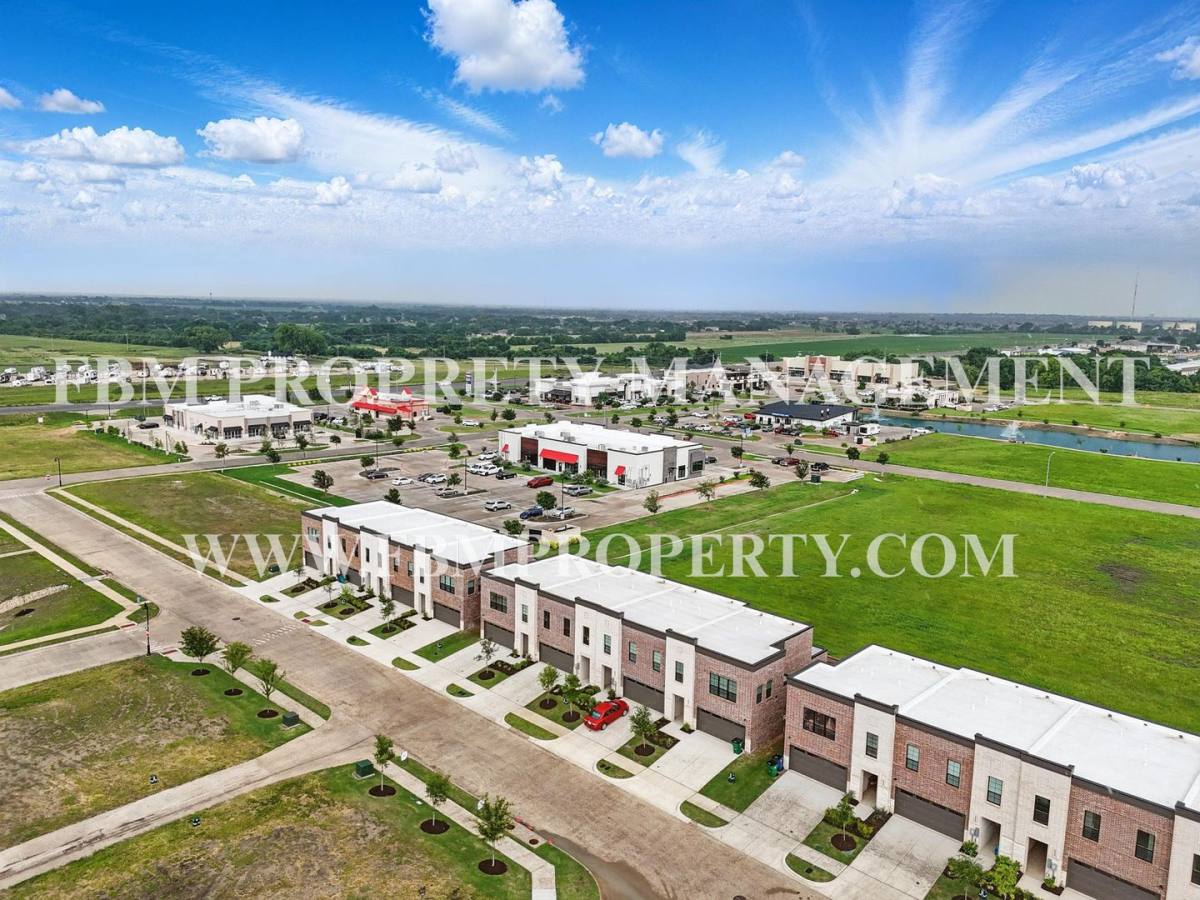 House for rent at 2092 Layla Dr, Waxahachie, TX 75165