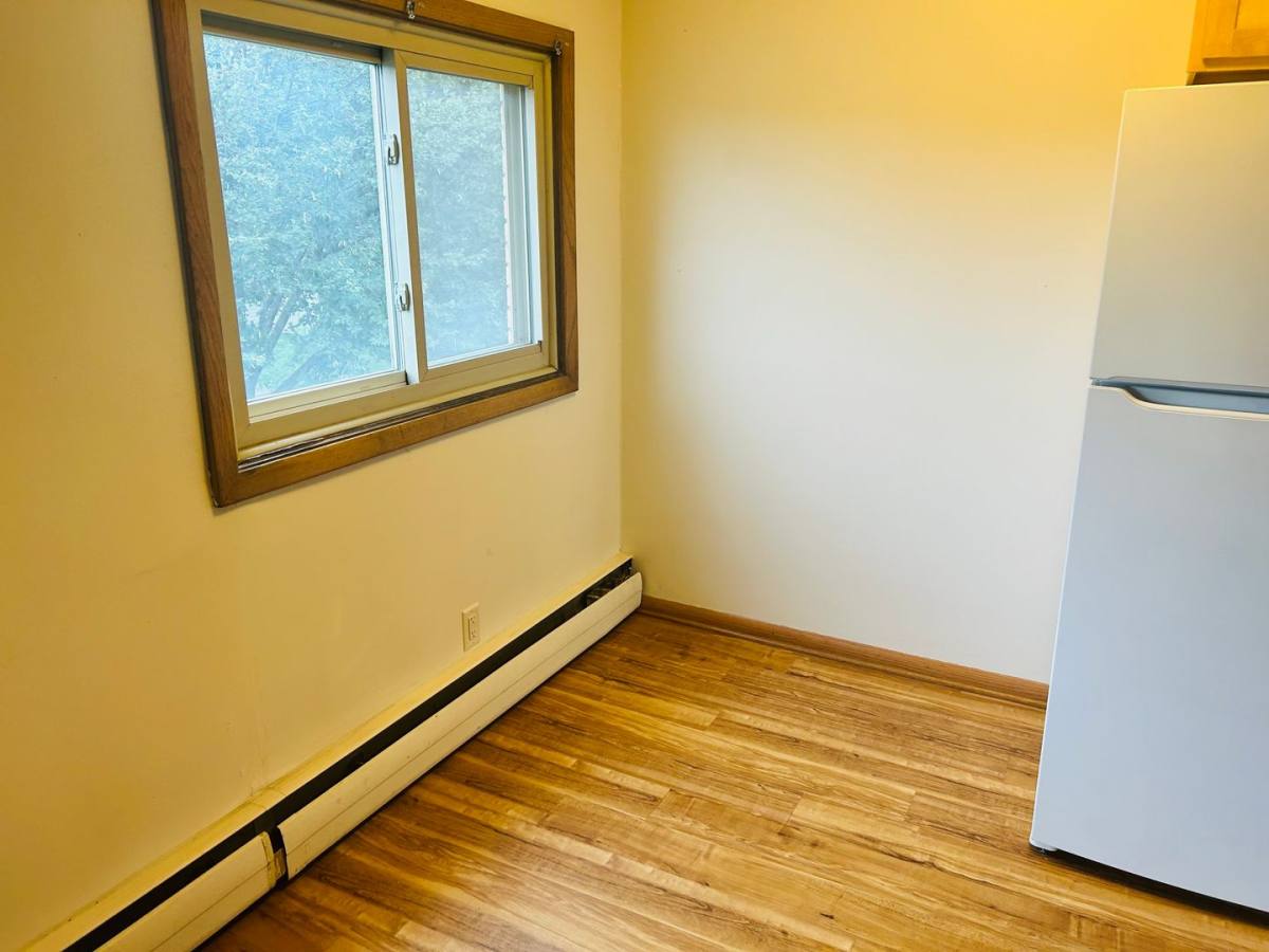 Apartment for rent at 4200 1st Ave S, Minneapolis, MN 55409