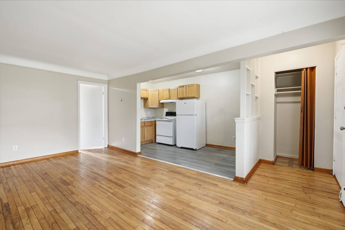 Apartment for rent at 14811-14835 Greenfield, Detroit, MI 48227