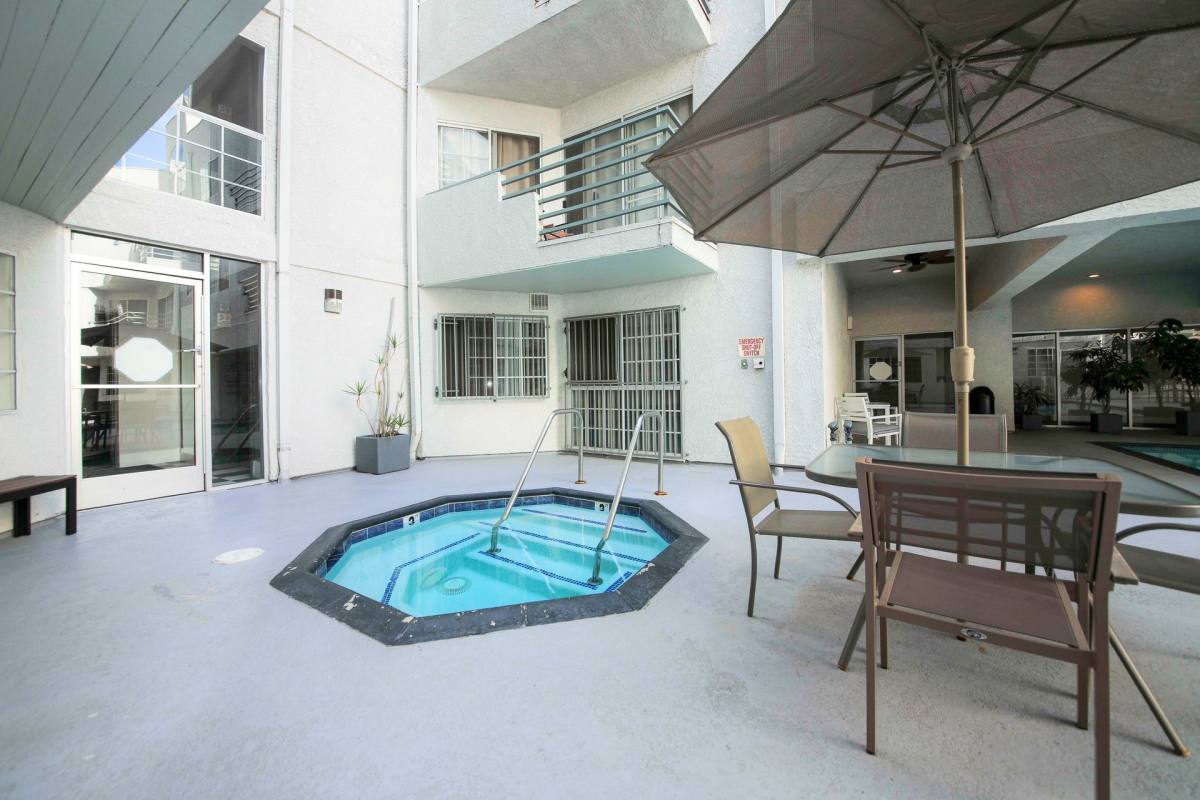 Apartment for rent at 5409 Carlton Way, Los Angeles, CA 90027