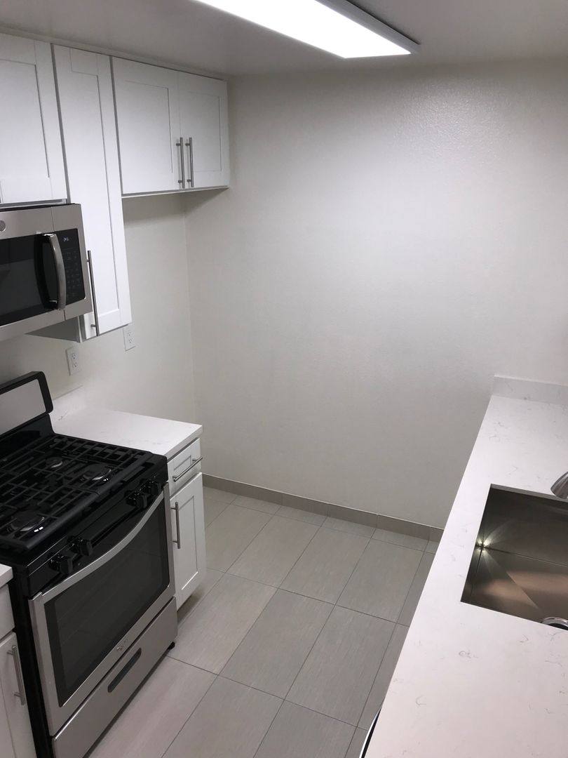 Apartment for rent at 5409 Carlton Way, Los Angeles, CA 90027