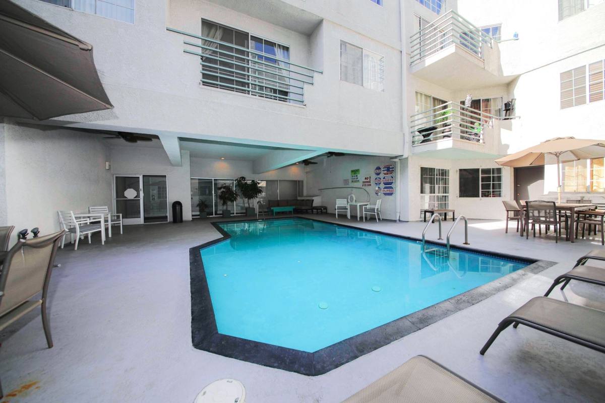Apartment for rent at 5409 Carlton Way, Los Angeles, CA 90027