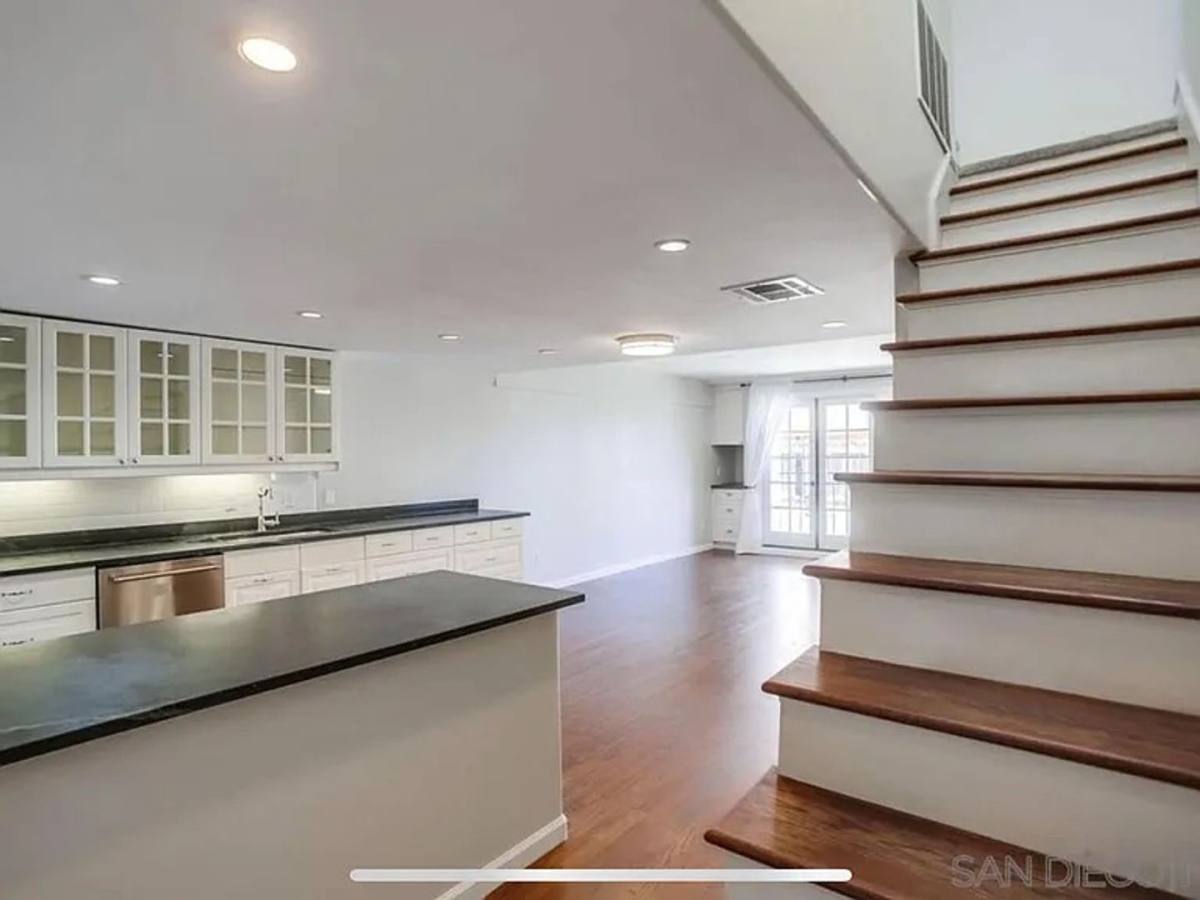 Townhouse for rent at 1111 Eureka St #8, San Diego, CA 92110