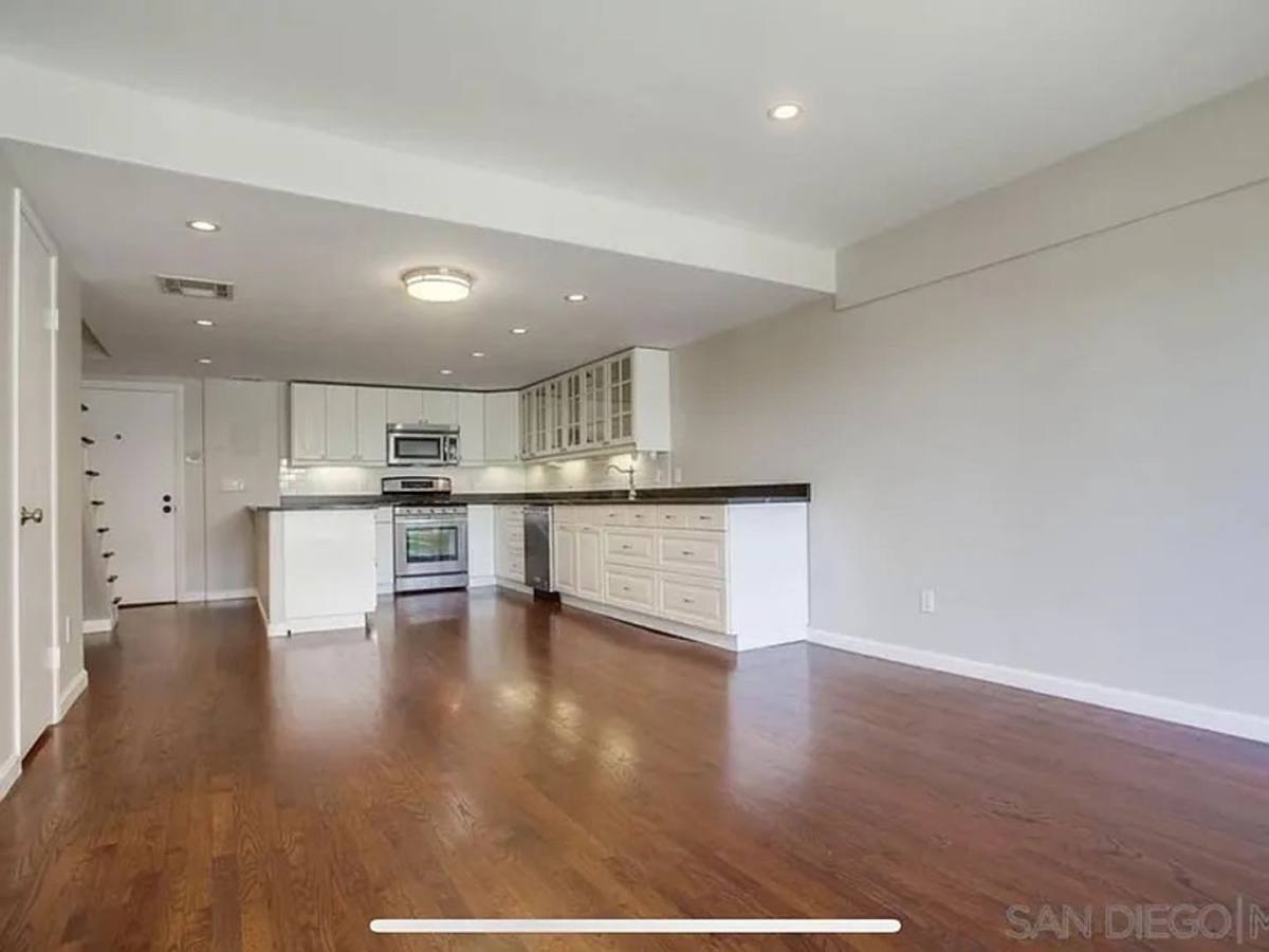 Townhouse for rent at 1111 Eureka St #8, San Diego, CA 92110