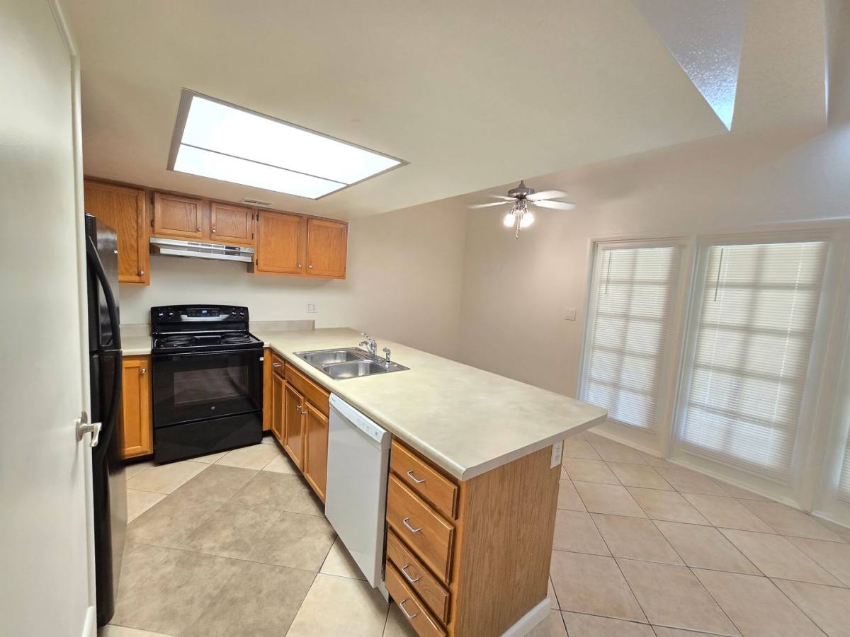 Apartment for rent at 18811 N 19th Ave, Phoenix, AZ 85027