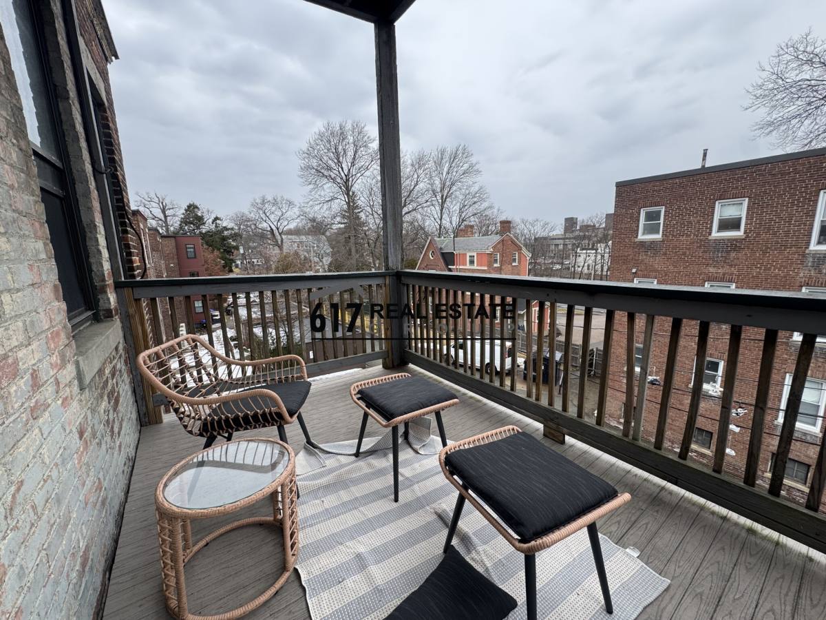 Apartment for rent at 11 Euston St #2, Brookline, MA 02446