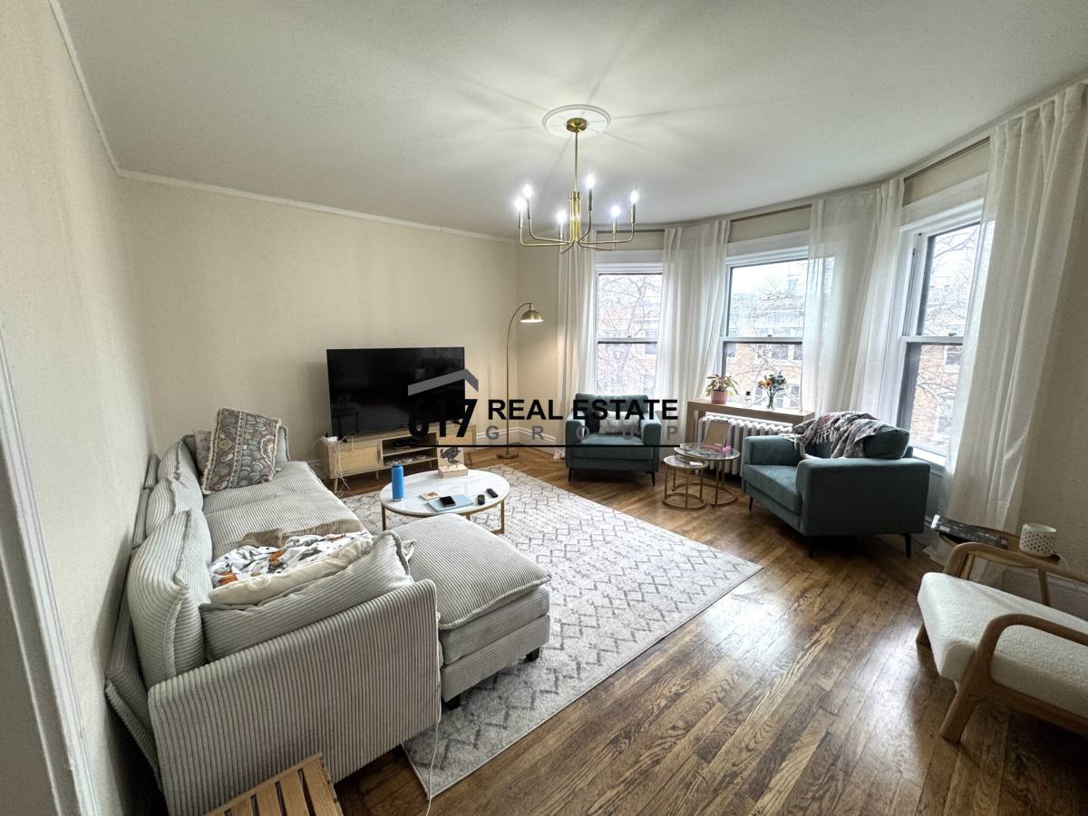 Apartment for rent at 11 Euston St #2, Brookline, MA 02446