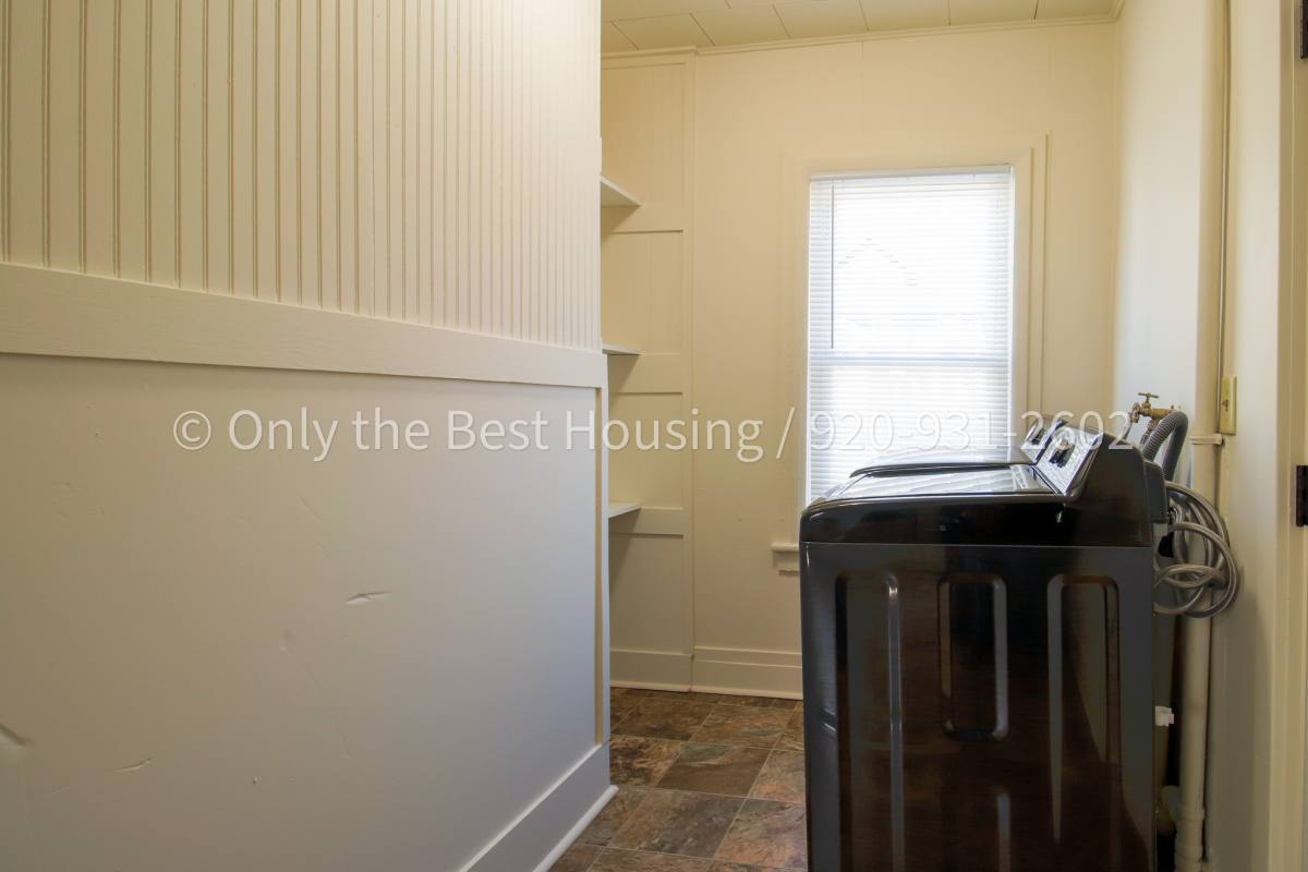 House for rent at 728 Franklin St, Oshkosh, WI 54901