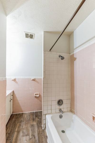 Apartment for rent at Bellevue Gardens, 2911 Washington St, Bellevue, NE 68005