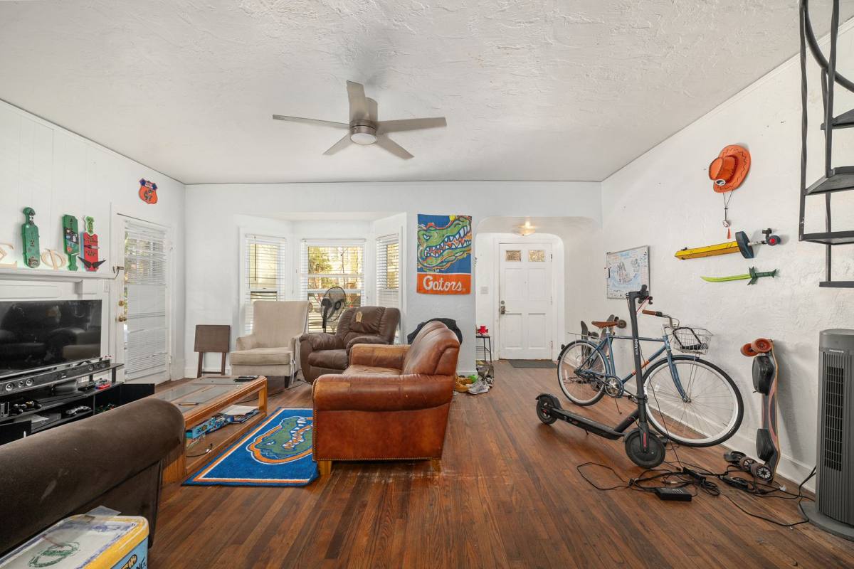 House for rent at 1254 SW 9th Rd, Gainesville, FL 32601