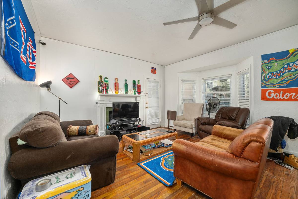 House for rent at 1254 SW 9th Rd, Gainesville, FL 32601