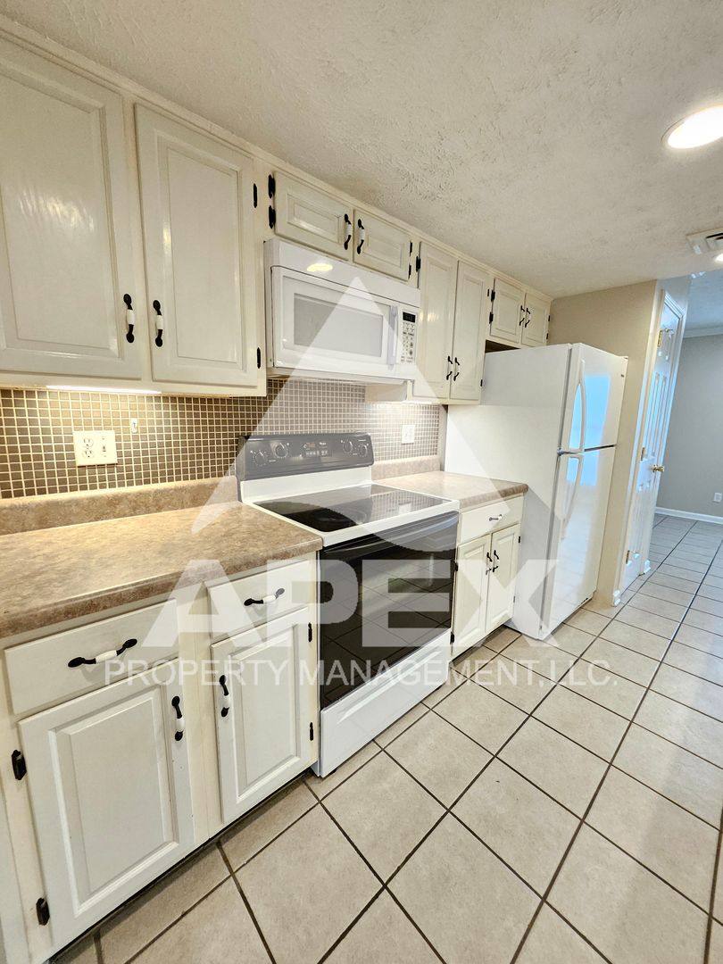 Condo for rent at 9515 Hidden Oak Way, Knoxville, TN 37923
