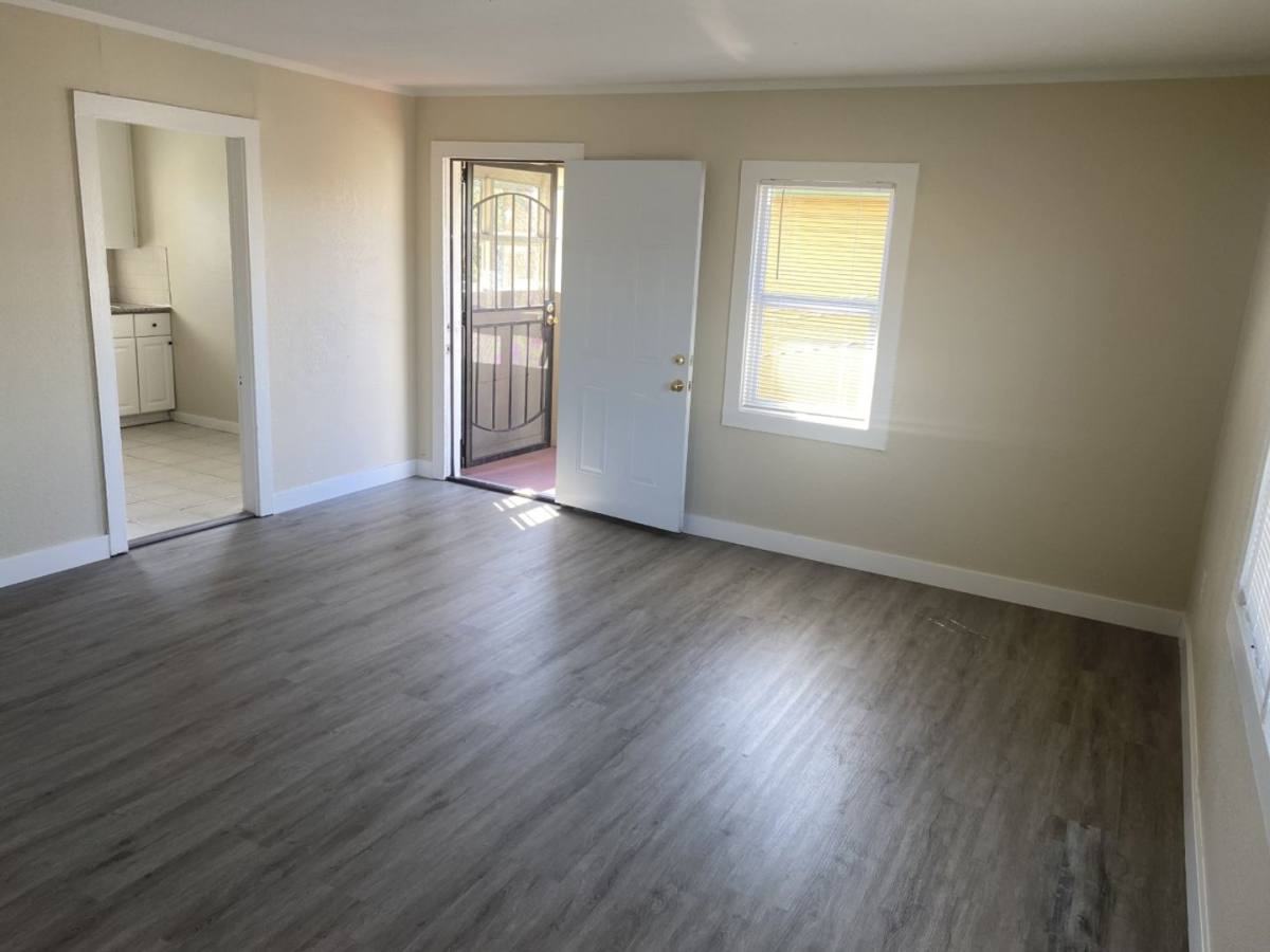 Apartment for rent at 1222-B York St, Vallejo, CA 94590