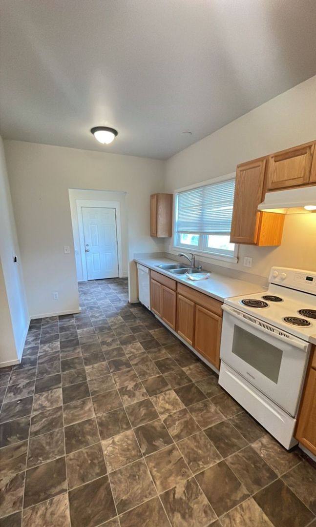 Apartment for rent at 1100 High St, Bellingham, WA 98225