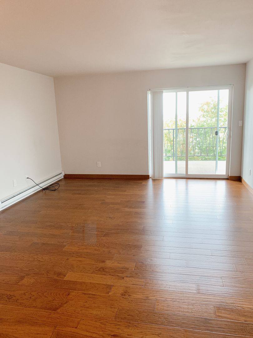 Apartment for rent at 519 N Garden St, Bellingham, WA 98225