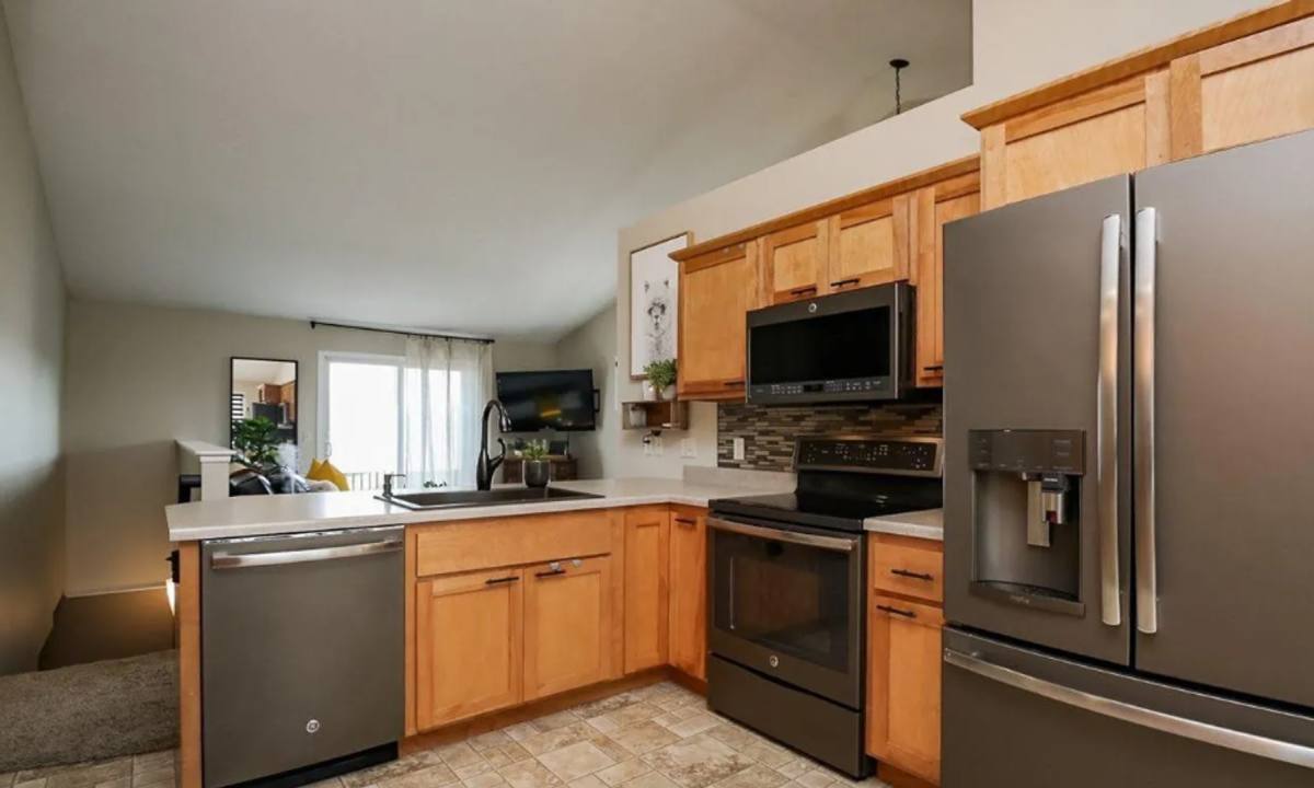 House for rent at 3436 W 84th Place, Sioux Falls, SD 57108