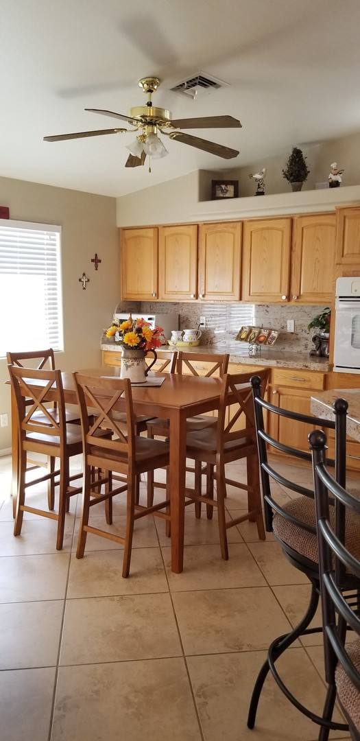 House for rent at 2410 Hillview Dr, Lake Havasu City, AZ 86403