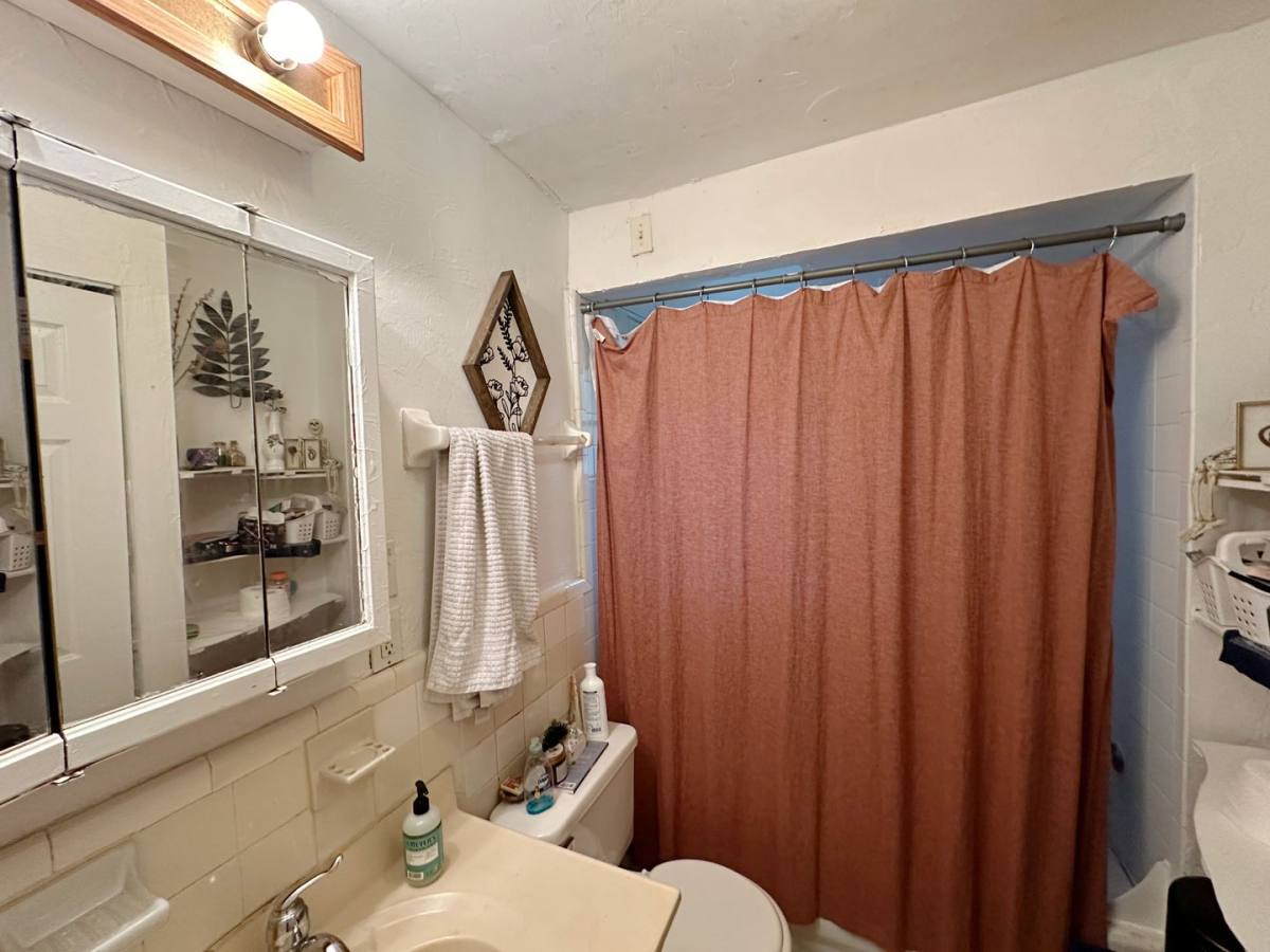 House for rent at 732 NE 3rd Ave #A, Gainesville, FL 32601
