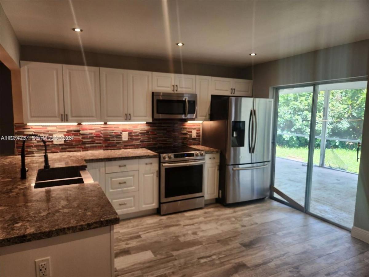 House for rent at 107 S 18th Ave, Lake Worth Beach, FL 33460