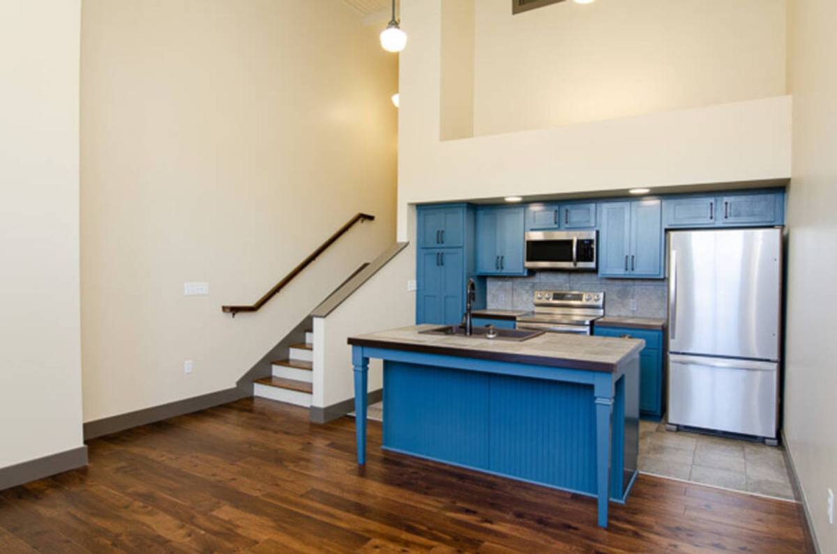 Apartment for rent at 203 W Commercial St, Springfield, MO 65803