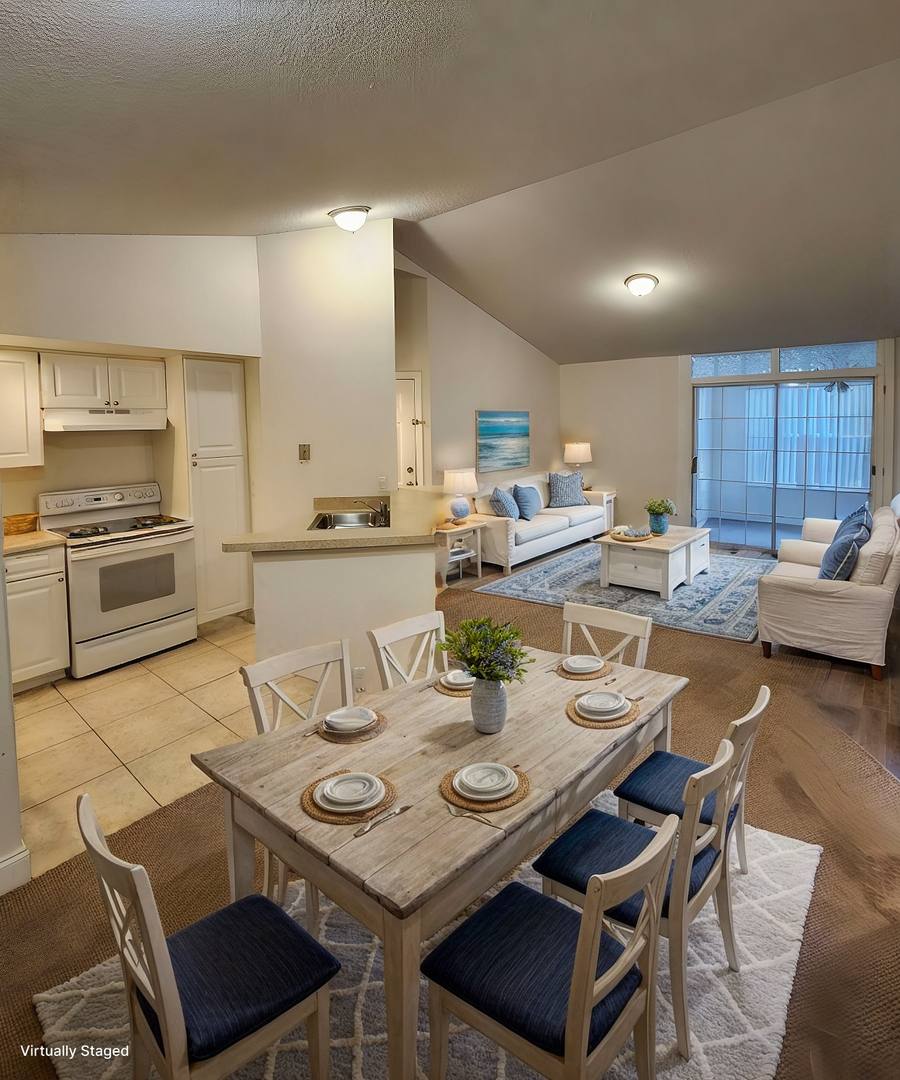 Condo for rent at 5737 Gatlin Ave, Orlando, FL 32822