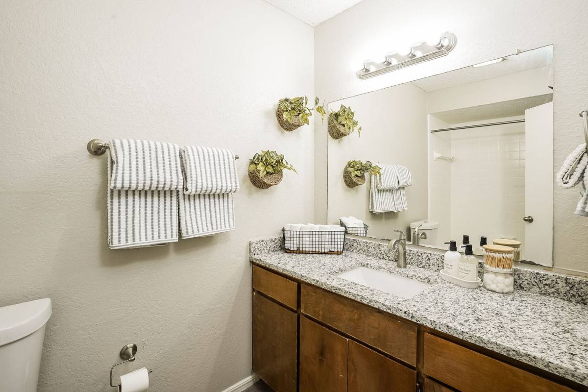 Apartment for rent at 3626 S Indianapolis Ave, Tulsa, OK 74135