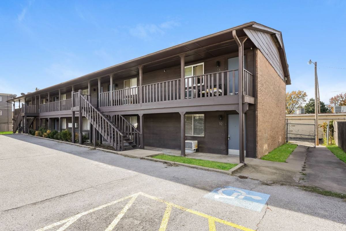 Apartment for rent at 3626 S Indianapolis Ave, Tulsa, OK 74135