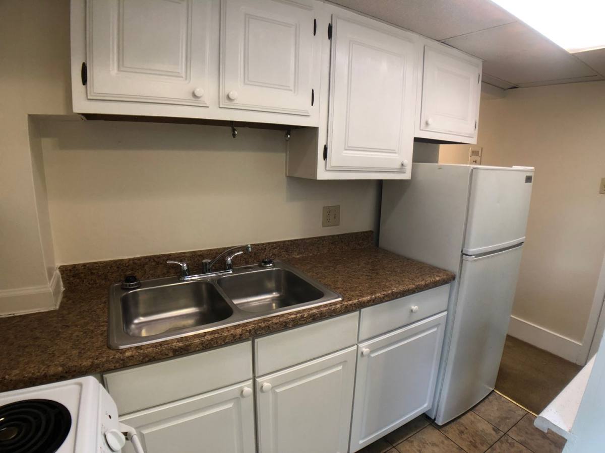 Apartment for rent at 562 - 564 E Maiden St, Washington, PA 15301