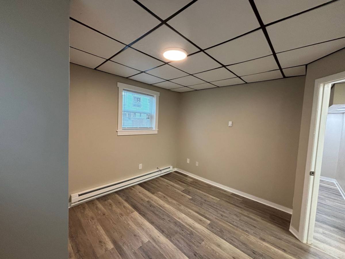 Apartment for rent at 562 - 564 E Maiden St, Washington, PA 15301