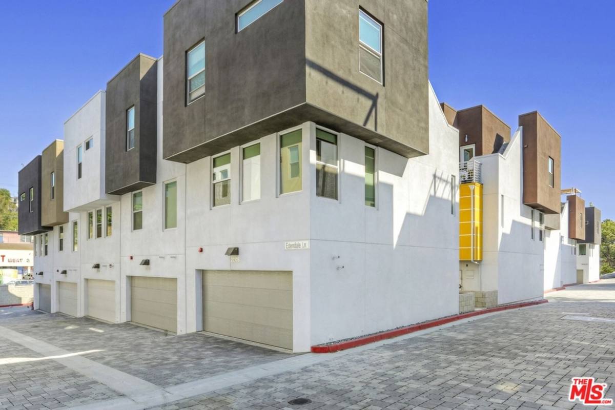 House for rent at 2202 Edendale Lane, Los Angeles, CA 90026