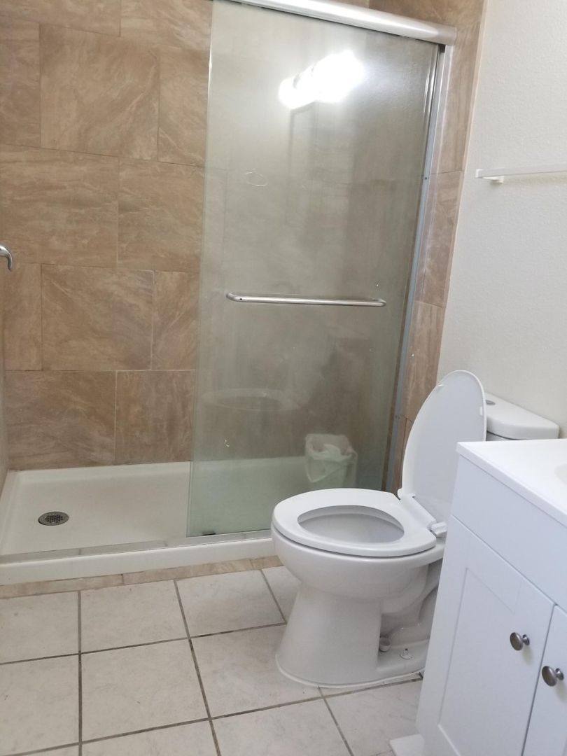 Townhouse for rent at 1808 W Rumble Rd, Modesto, CA 95350
