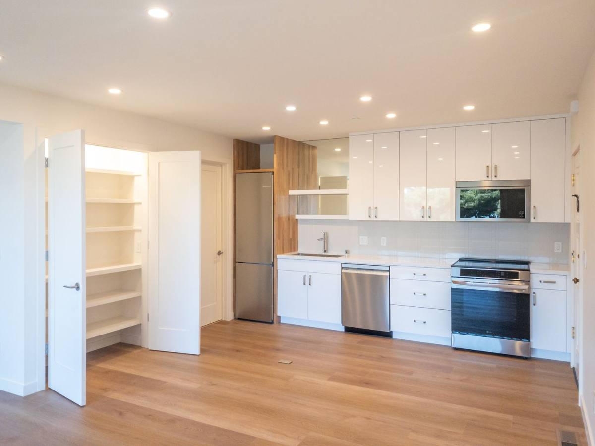 Apartment for rent at 10A Second St, Sausalito, CA 94965