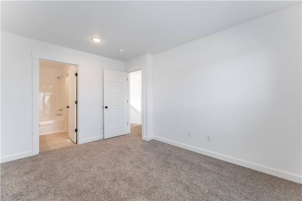 House for rent at 830 Ventnor Ave, Bentonville, AR 72712