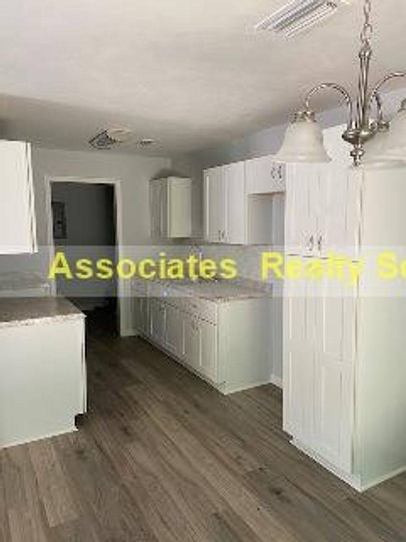Apartment for rent at 7215 SW 42nd Place, Gainesville, FL 32608