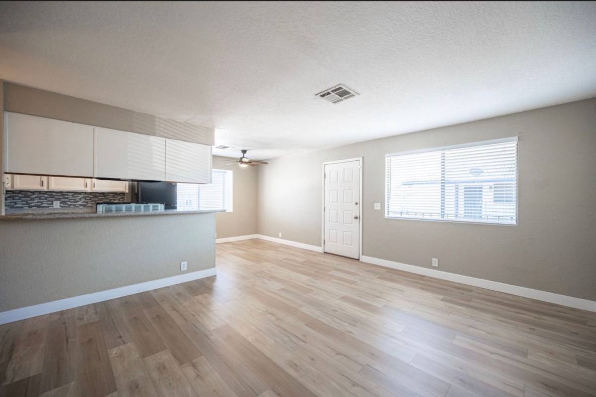 Apartment for rent at 5336 Mancos Court, Las Vegas, NV 89119