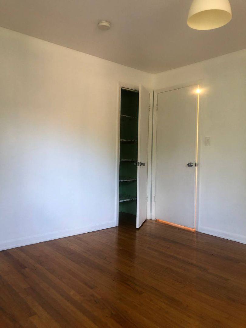 Apartment for rent at 145 E Palatine Rd, Palatine, IL 60067